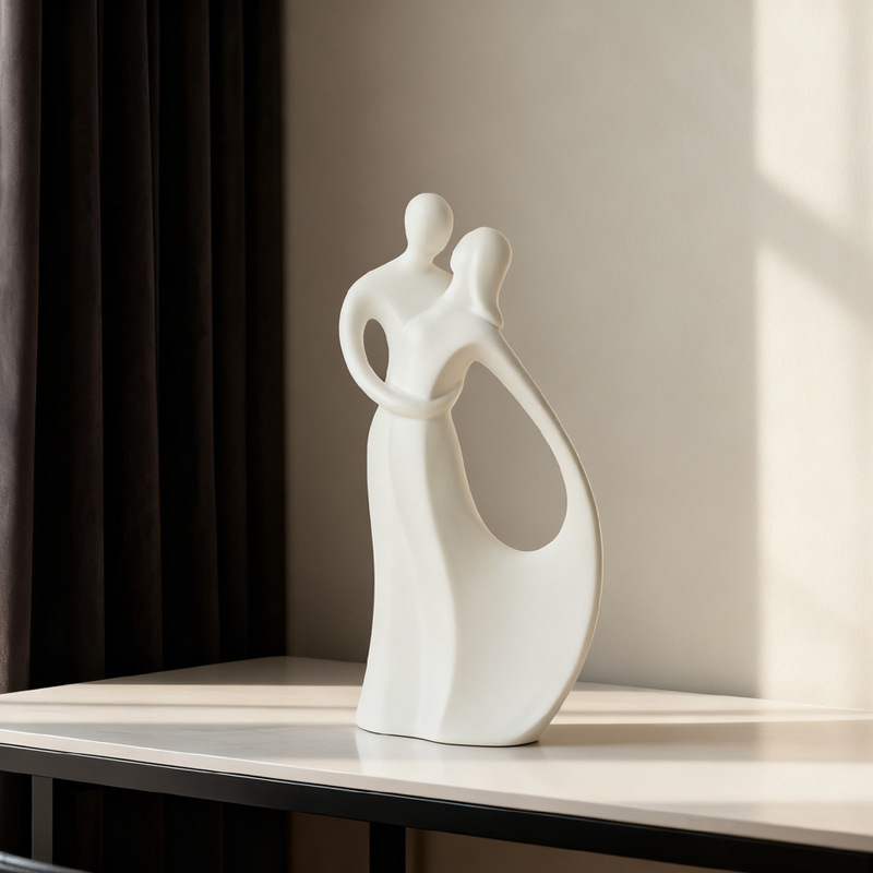 Resin Art Wedding Gift - İskandinav seramik çift sarılan heykel modern